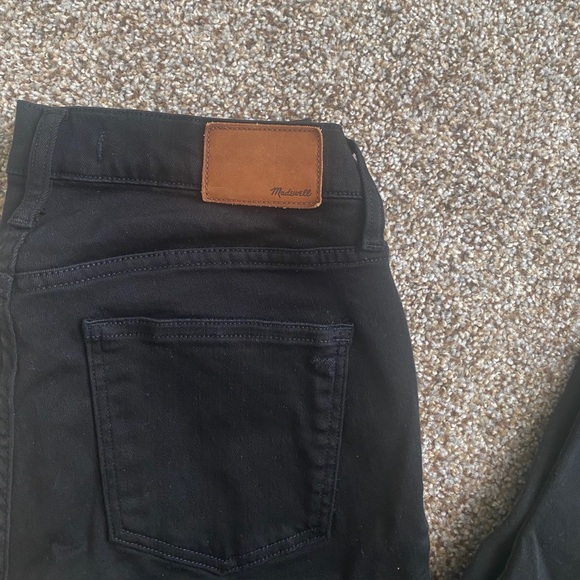 Madewell 8” Skinny Jeans - Picture 6 of 6